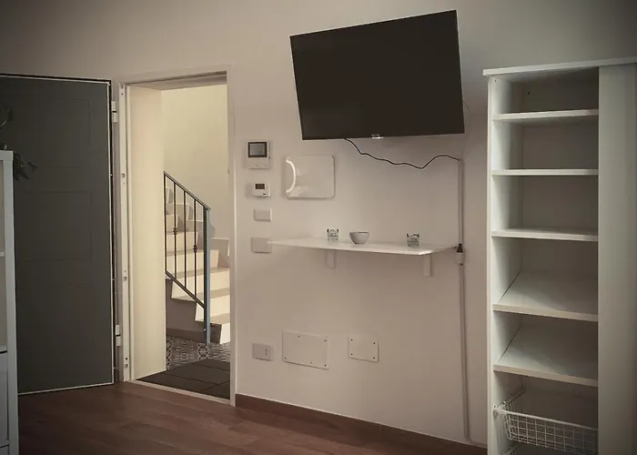 Satyria Apartments